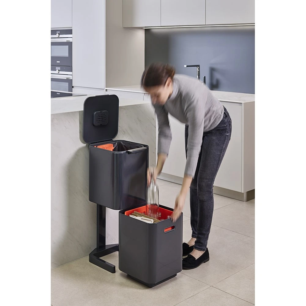 Joseph Joseph Totem Compact Waste Separation Unit 40L Graphite 5 Joseph Joseph Totem Compact Waste Separation Unit 40L Graphite - Image 5