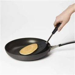 OXO Good Grips Flexible Silicone Pancake Turner Black -Breville Sales Store KHA 1071533 3