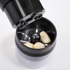 Scullery Fresh Prep Twist Garlic Mincer Black -Breville Sales Store PCP 1034120 3