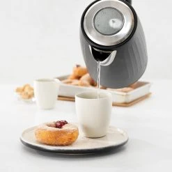 Baccarat The Boiling Point Kettle Black -Breville Sales Store PCP 1039348 5