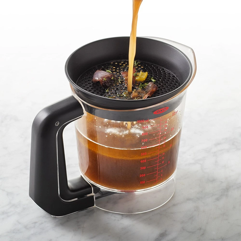 OXO Good Grips Good Gravy Fat Separator 1L 4 OXO Good Grips Good Gravy Fat Separator 1L - Image 4
